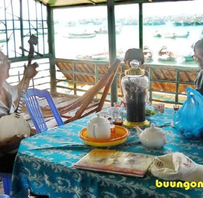 Quán ăn bình dân có cái tên rất độc đáo: “Biên Hải Quán”